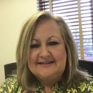 Meet your Posher, Tina